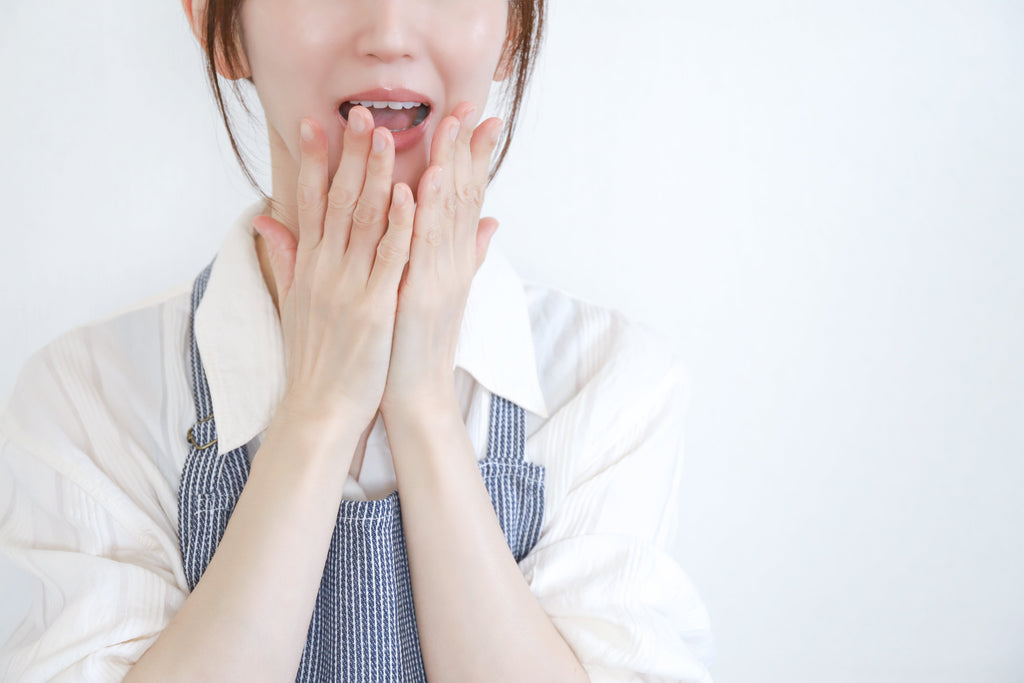 【湿度対策】舌が白いのはなぜ?漢方的視点で選ぶ最適な胃腸薬ガイド